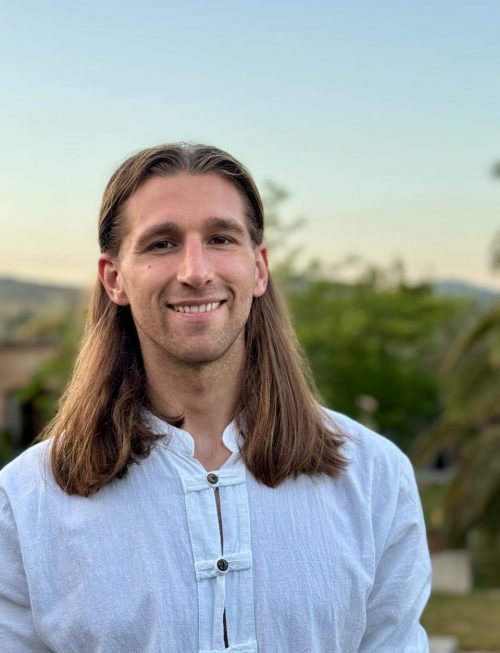 fabian_closeup {{brizy_dc_image_alt imageSrc=